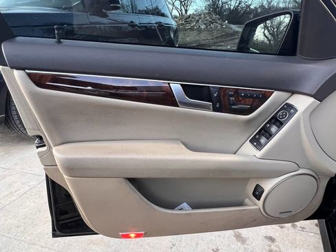 Used 2012 Mercedes-Benz C 300 4MATIC Sedan image 16