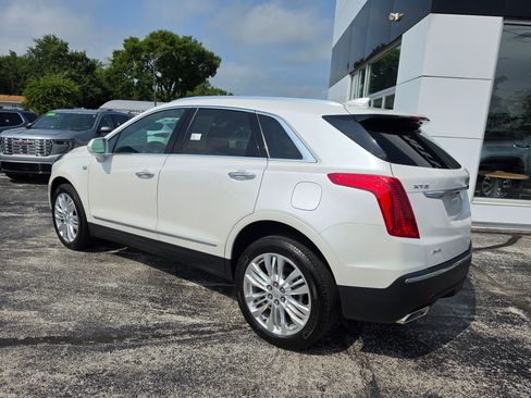 Used 2017 Cadillac XT5 Premium Luxury AWD/4WD image 7