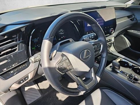 Used 2026 Lexus RX 450h AWD w/ Convenience Package image 25