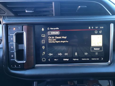 Used 2023 GMC Yukon XL Denali Ultimate image 13