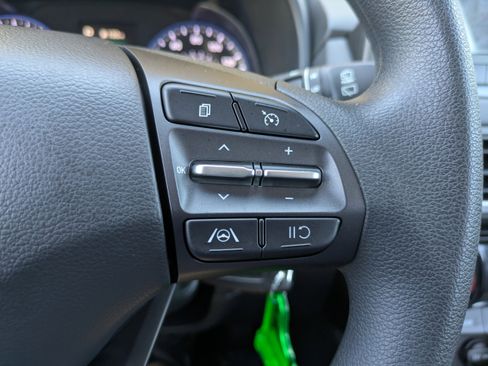 Certified 2022 Hyundai Kona SE image 19