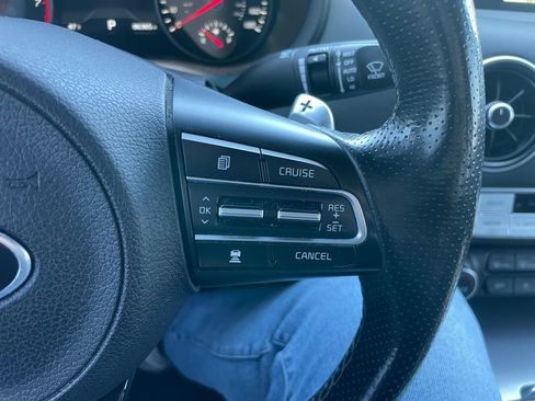 Used 2018 Kia Stinger GT2 AWD/4WD image 22