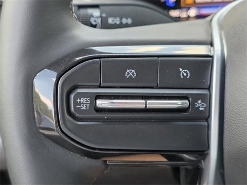 Used 2024 Chevrolet Colorado ZR2 w/ ZR2 Convenience Package III image 36