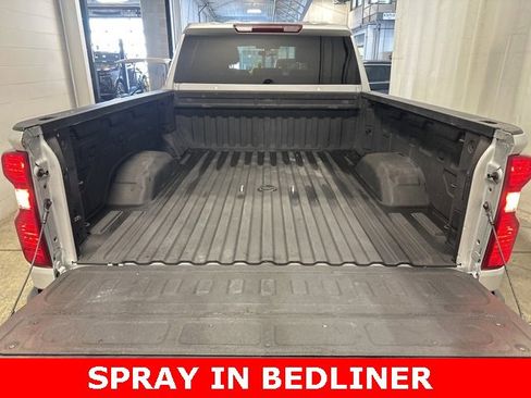 Used 2023 Chevrolet Silverado 2500 Custom image 24