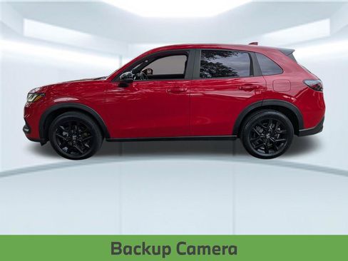 Used 2023 Honda HR-V Sport image 2