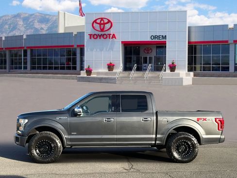 Used 2016 Ford F150 Platinum w/ Equipment Group 701A Luxury image 6