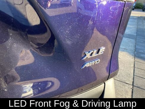 Used 2022 Toyota RAV4 XLE Premium AWD/4WD image 22