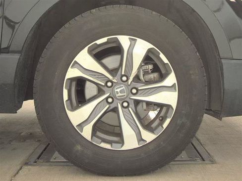 Used 2017 Honda CR-V LX image 9