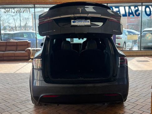 Used 2018 Tesla Model X 100D image 21