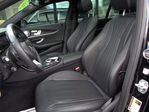 Used 2017 Mercedes-Benz E 400 4MATIC Wagon w/ Premium 1 Package image 9