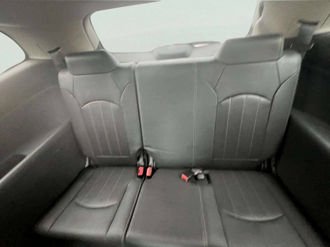 Used 2015 Chevrolet Traverse LTZ AWD/4WD image 4