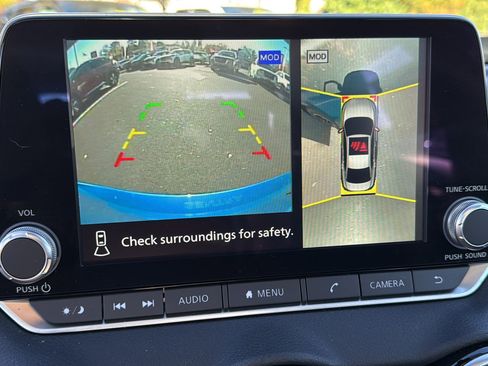 Certified 2024 Nissan Sentra SR w/ SR Premium Package image 14