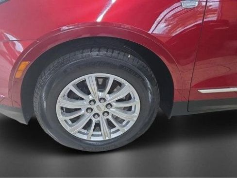 Used 2019 Cadillac XT5 FWD image 7