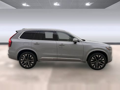 New 2026 Volvo XC90 B6 Plus w/ Protection Package Premier AWD/4WD image 8