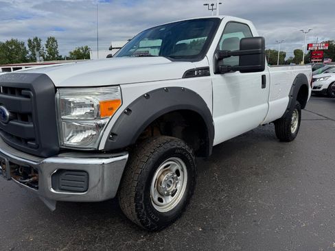 Used 2014 Ford F250 XL w/ Snow Plow Prep Package AWD/4WD image 9