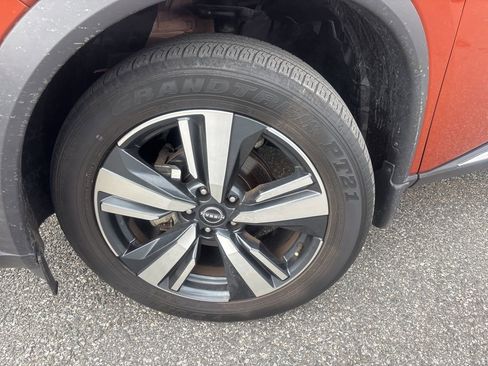 Used 2023 Nissan Rogue Platinum w/ Platinum Premium Package image 11