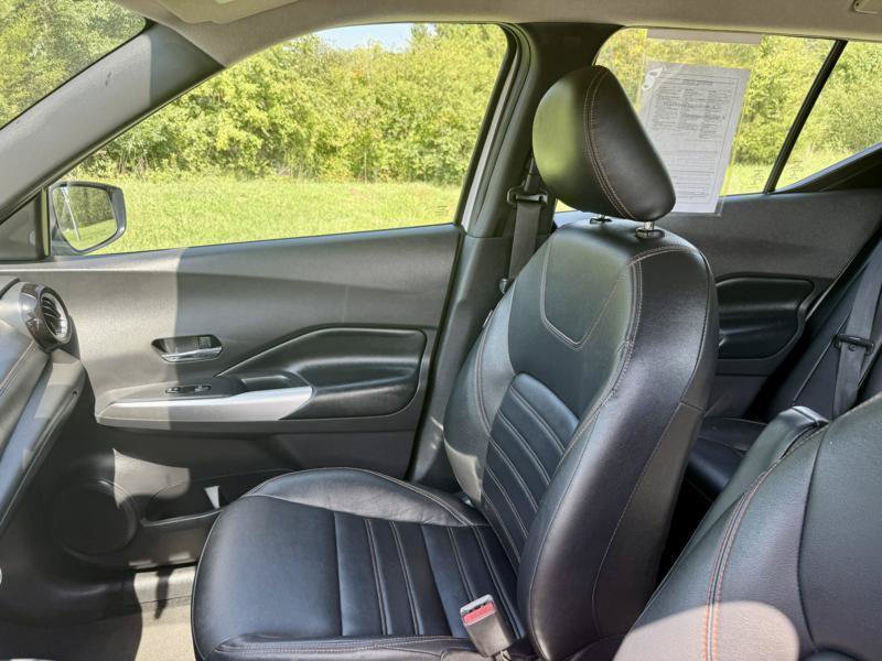 Used 2020 Nissan Kicks SR FWD image 14