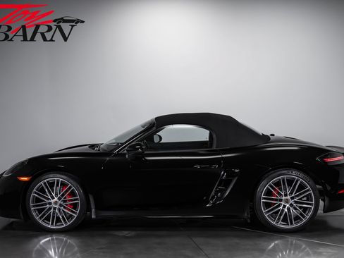 Used 2019 Porsche 718 Boxster GTS RWD image 10
