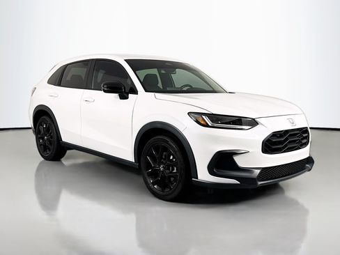 Certified 2023 Honda HR-V Sport image 3