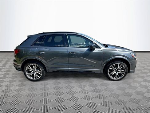 Used 2025 Audi Q3 2.0T Premium Plus w/ Premium Plus Package AWD/4WD image 8