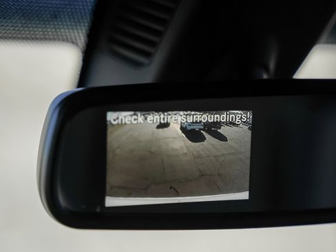 Used 2025 Mercedes-Benz Sprinter 2500 image 19