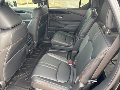 New 2025 Honda Pilot TrailSport image 10