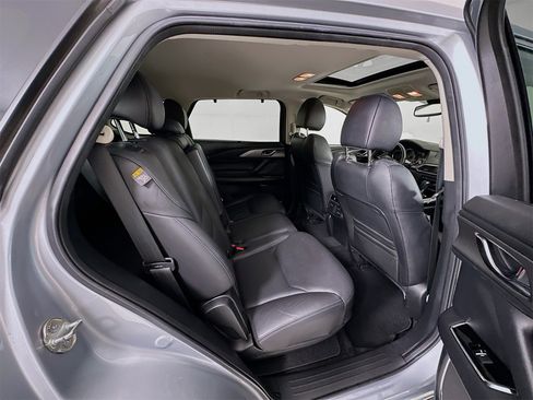 Used 2018 MAZDA CX-9 Touring w/ Touring Premium Package image 32