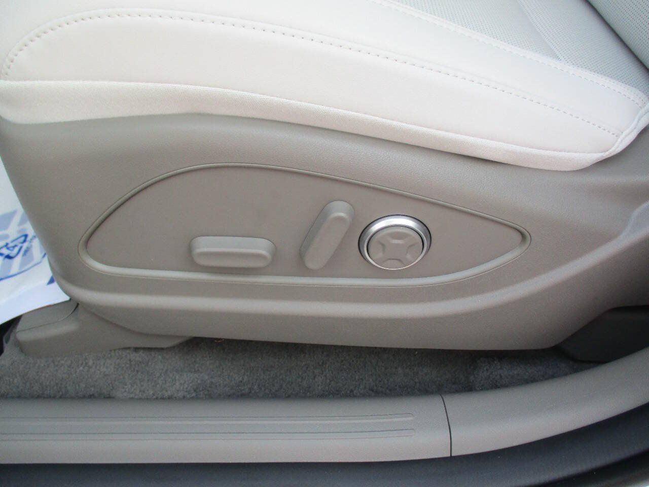 Used 2026 Hyundai Palisade SEL Premium FWD image 11