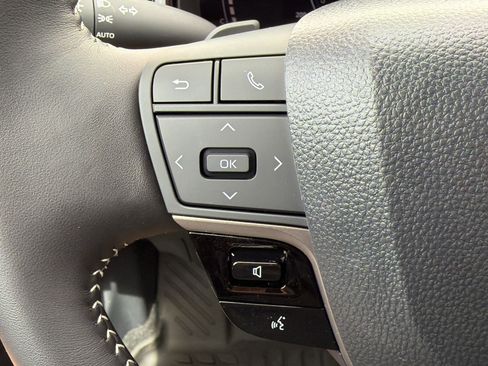 Used 2026 Toyota Camry SE FWD image 18