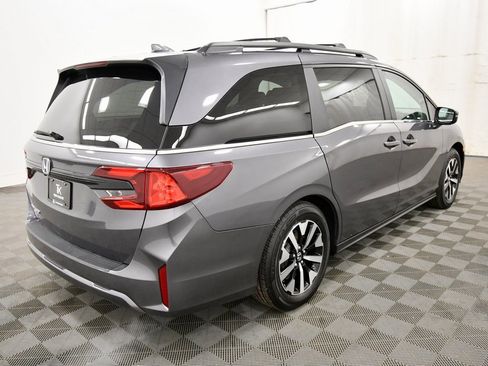 Certified 2025 Honda Odyssey EX-L image 8