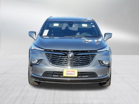 Used 2023 Buick Enclave Essence image 2