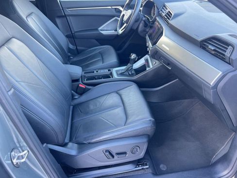 Used 2023 Audi Q3 2.0T Premium w/ Convenience Package image 28