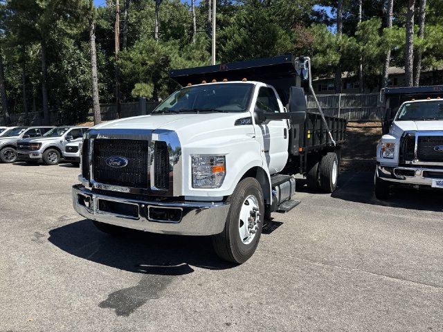 New 2027 Ford F650 2WD Regular Cab Super Duty image 1