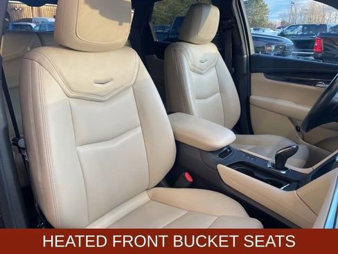 Used 2019 Cadillac XT5 AWD image 3