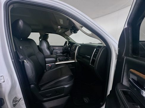 Used 2017 RAM 2500 Laramie AWD/4WD image 29