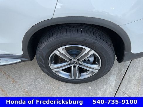 Used 2018 Mercedes-Benz GLC 300 4MATIC image 11