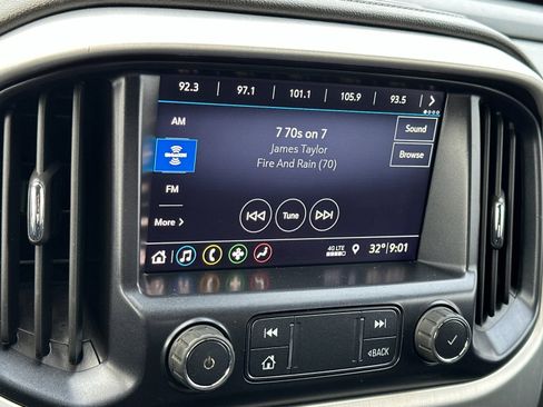 Used 2020 GMC Canyon SLE w/ Driver Alert Package image 17