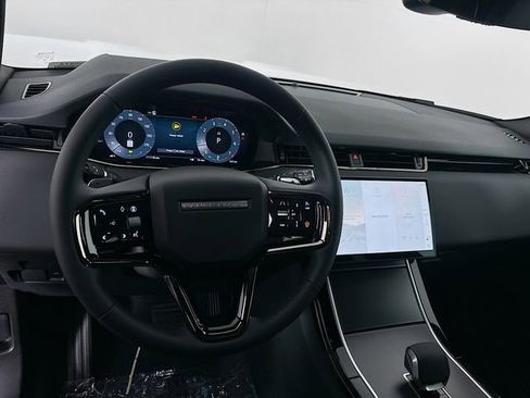 Used 2026 Land Rover Range Rover Evoque S image 12