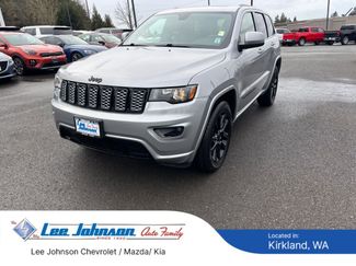 Used 2020 Jeep Grand Cherokee Altitude video 1