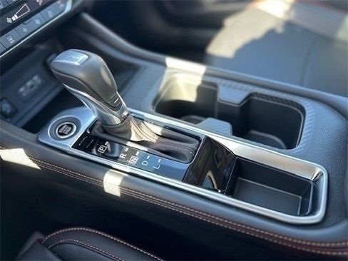 New 2025 Nissan Sentra SR w/ SR Premium Package image 18