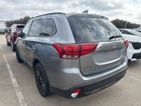 Used 2018 Mitsubishi Outlander LE image 9