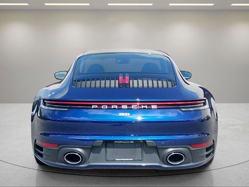 Used 2020 Porsche 911 Carrera RWD image 4