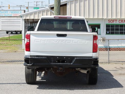 Used 2022 Chevrolet Silverado 2500 W/T image 5
