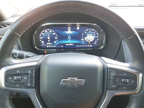 Used 2022 Chevrolet Tahoe Z71 w/ Luxury Package image 18