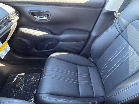 New 2026 Honda HR-V EX-L image 12