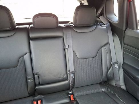 Certified 2023 Jeep Compass Latitude w/ Sun and Sound Group AWD/4WD image 20
