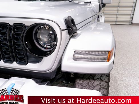 Used 2024 Jeep Wrangler High Altitude image 8