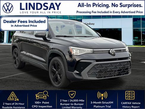 Certified 2025 Volkswagen Taos SE AWD/4WD image 1