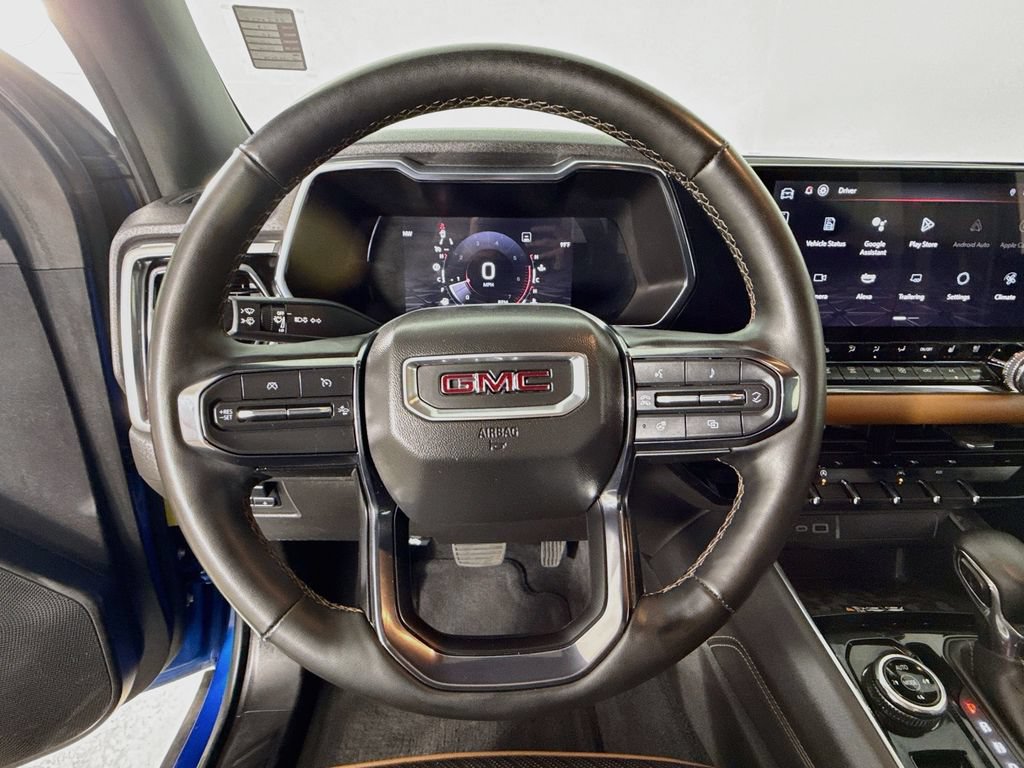 Used 2023 GMC Canyon AT4 w/ AT4 Premium Package AWD/4WD image 13