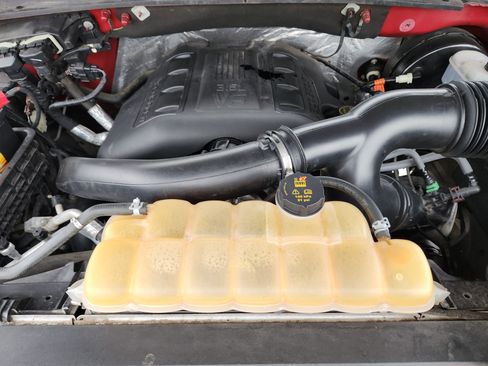 Used 2015 Ford F150 Lariat w/ Equipment Group 502A Luxury image 37